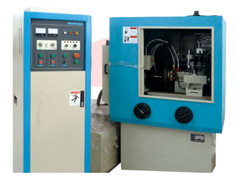 電(diàn)火花式(shì)金剛石(shi)砂輪修(xiū)整機